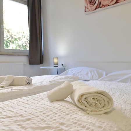 Mary'S Rooms & Apartments โบลซาโน ภายนอก รูปภาพ